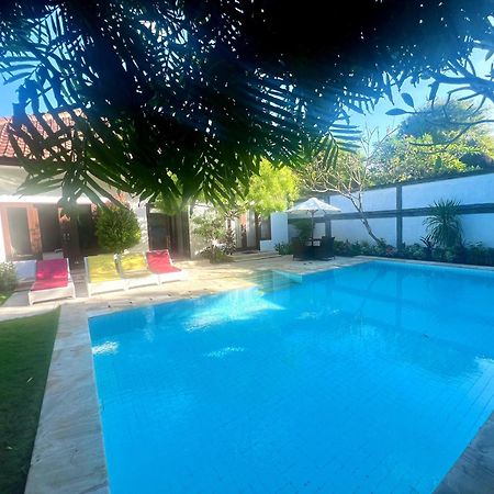 Charlie Guest House Nusa Dua  Bagian luar foto