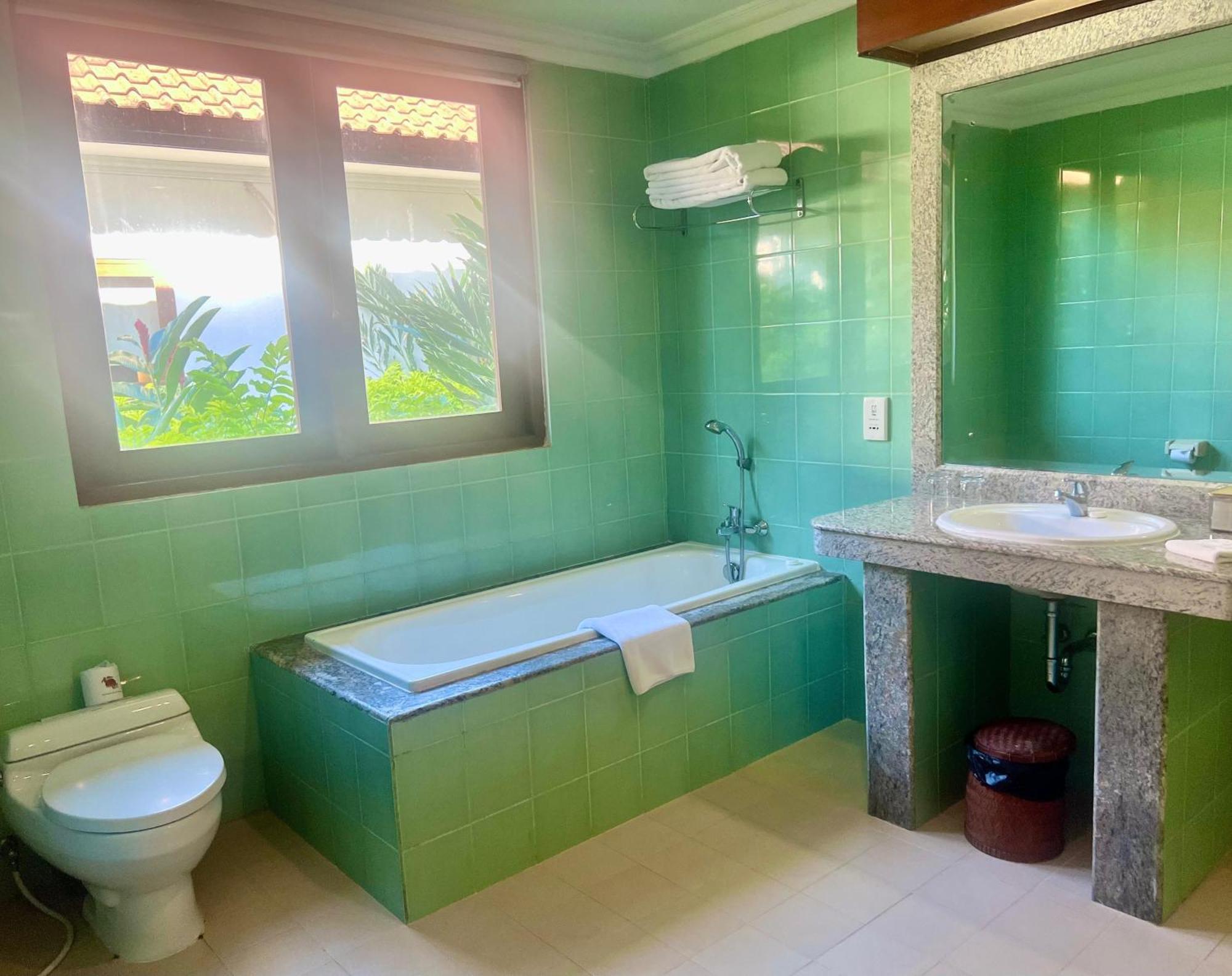 Charlie Guest House Nusa Dua  Bagian luar foto