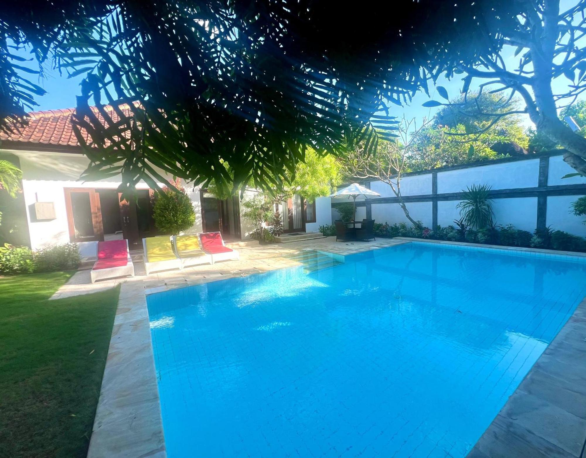 Charlie Guest House Nusa Dua  Bagian luar foto